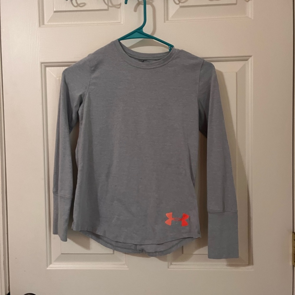 Under armor workout shirt